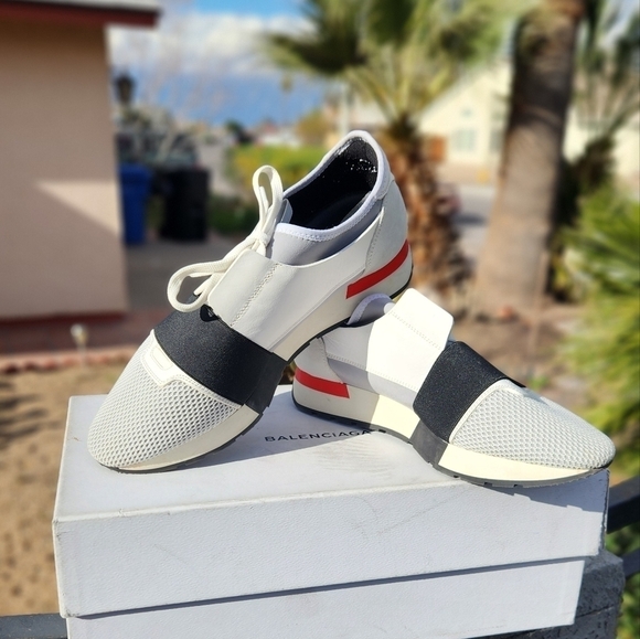 These Balenciaga Race‎ Runners - Picture 2 of 14